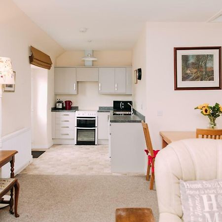 Incheoch Farm Cottage Kilry エクステリア 写真